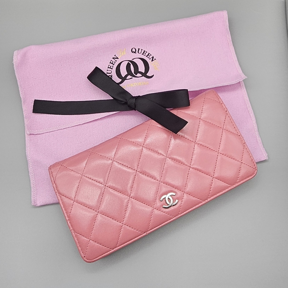 🩷CHANEL Pink Quilted Leather Wallet🩷 - Picture 15 of 16
